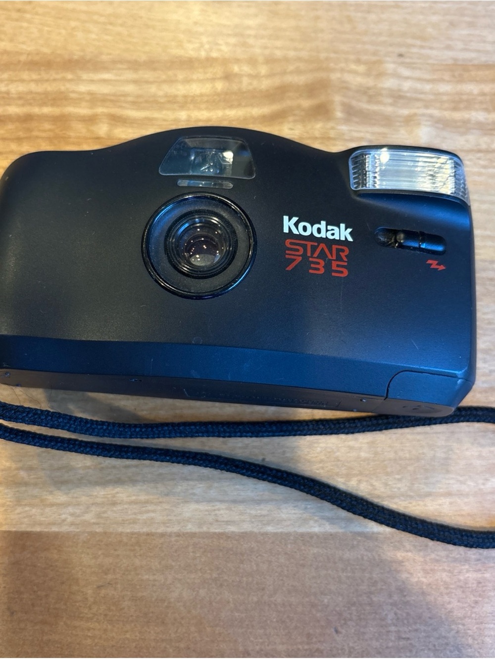 Kodak Star 735 35mm Film Camera Black Built-in Flash DX Programmed PARTS ONLY